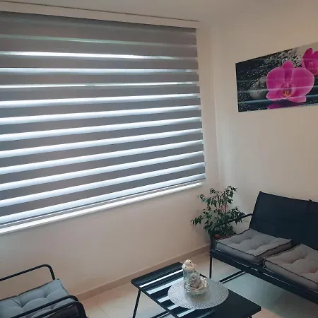 Apartment Tessa *