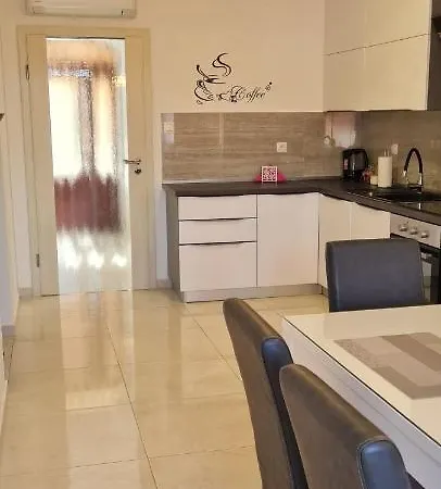 Appartement Tessa *