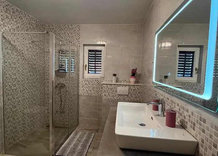 公寓 Tessa 尼亚卢卡